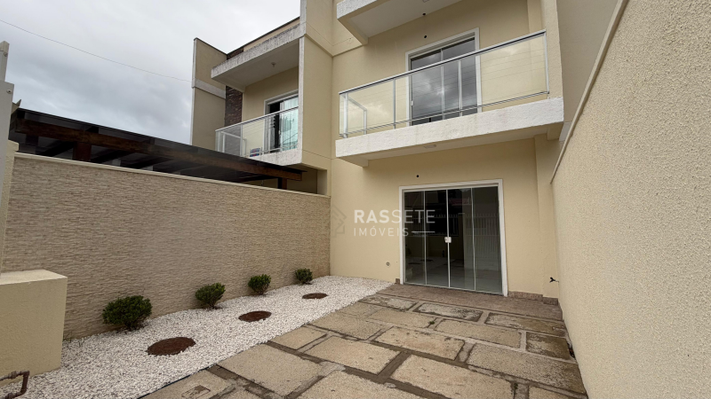 LINDO SOBRADO NO GRAVATÁ, NAVEGANTES/SC