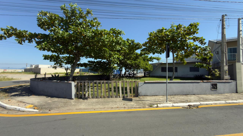 TERRENO NA MEIA PRAIA EM NAVEGANTES/SC