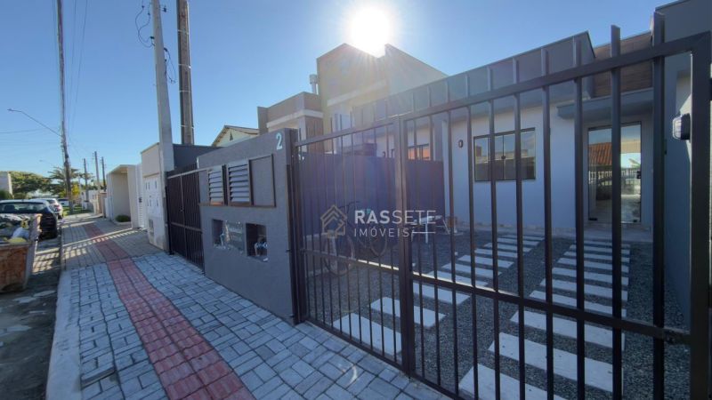 CASA GEMINADA NO RESIDENCIAL ATENAS