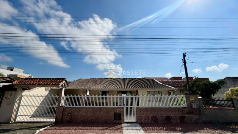 CASA NO BAIRRO GRAVATÁ, NAVEGANTES/SC