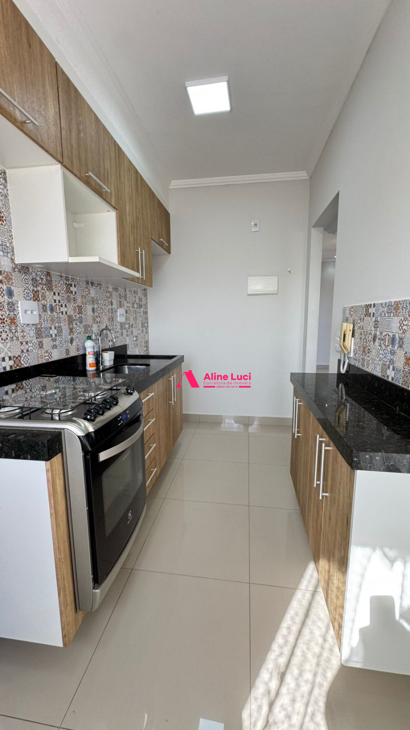 Apto 02 dts, com planejados ! Reserva São Carlos