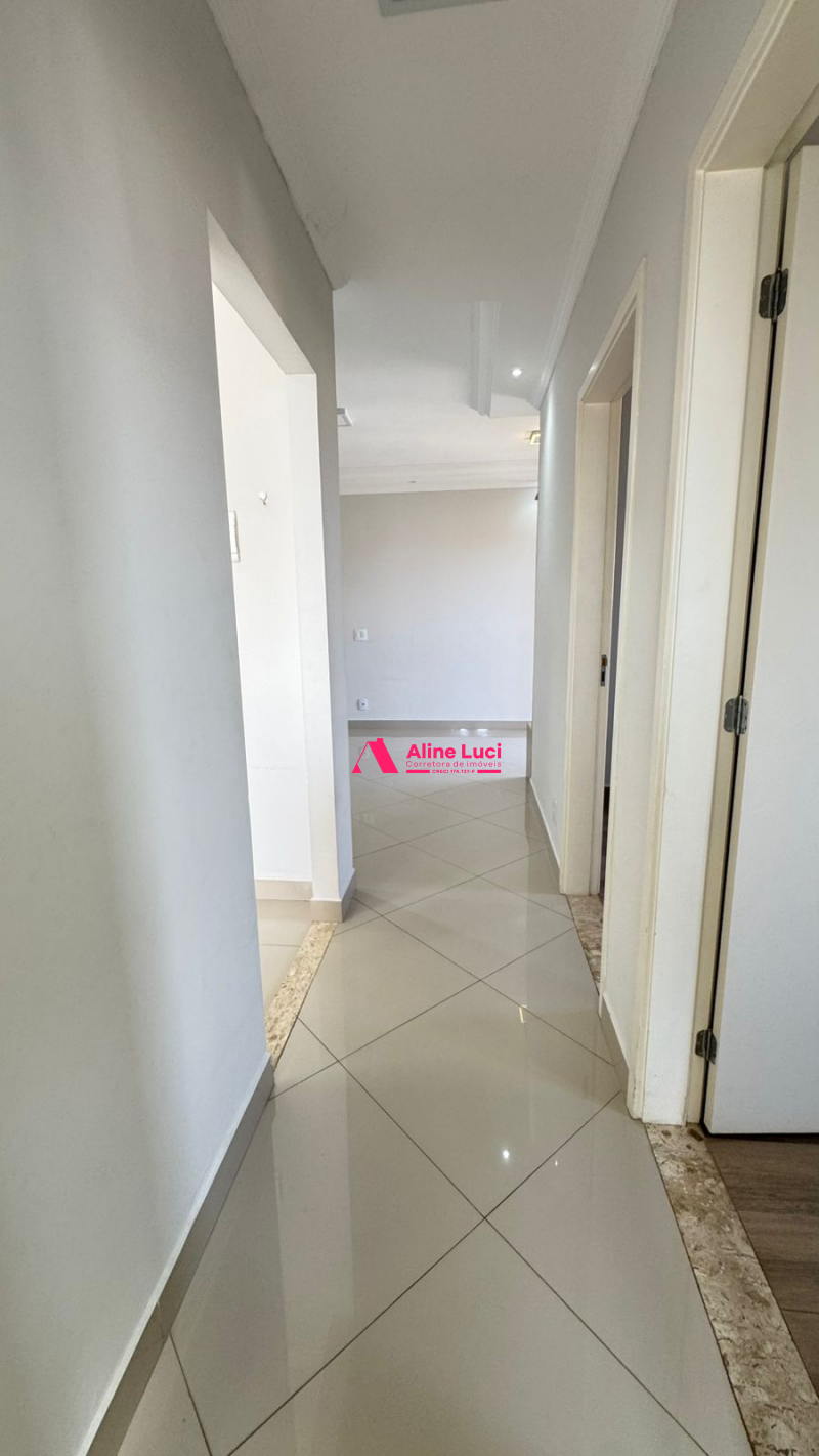 Apto 02 dts, com planejados ! Reserva São Carlos