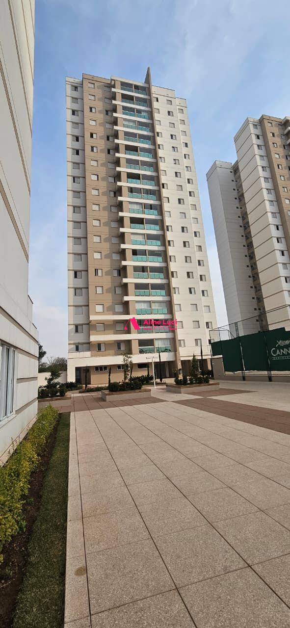 Apto 03 dts, sendo 01 suíte - Res. Cannes