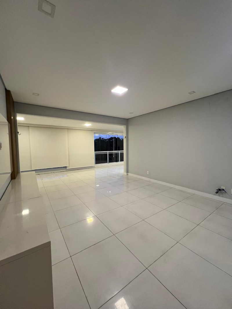 Patamares, Apartamento Para Venda, 04 Suítes,  180m2,  Salvador-BA.