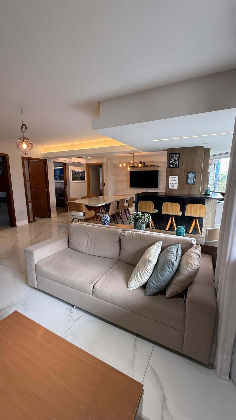 Caminho das Árvores,  Apartamento Para Venda,  148m2, 04 Quartos Nascente, Porteira Fechada, Salvador/BA.