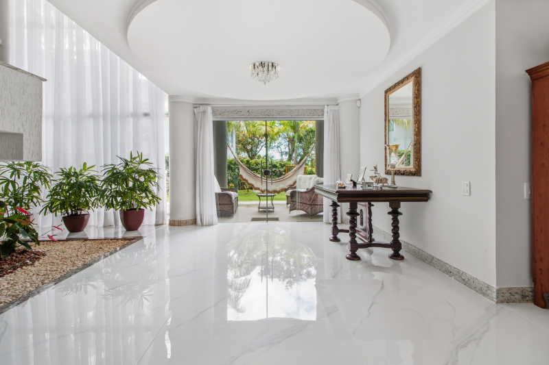 Encontro das Águas, Casa Para Venda, 2.800m2,  06 Quartos Com  06 Suítes,  Lauro de Freitas,/BA.