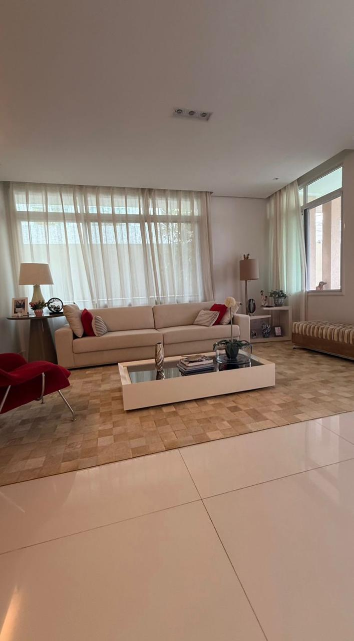 ALPHAVILLE 1, CASA À VENDA, 04 QUARTOS COM 04 SUÍTES,  750m2, SALVADOR/BA.