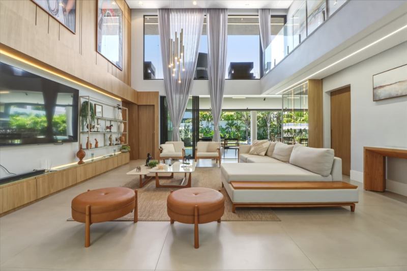 Mansão no Buscaville, Busca Vida, Casa   Para Venda, 06 Quartos                                                    Com 06 Suítes, 467,79m2, Porteira Fechada,  Estrada do Côco/BA.