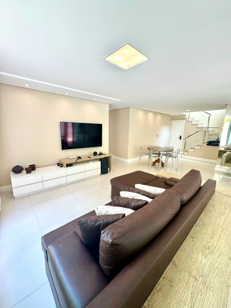 Alphaville2, Casa de Alto Padrão  Para Venda, 04 Quartos                                                    Com 04 Suítes, 380m2,  Salvador/BA.