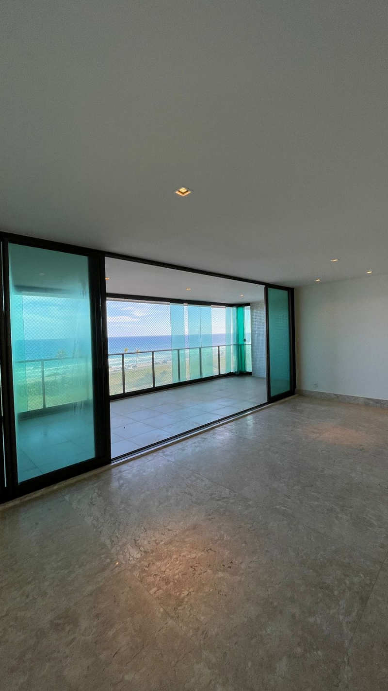 Apartamento à Venda, 04 Quartos, 04 Suítes, 242m2, Vista Mar, Jaguaribe, Salvador-BA.