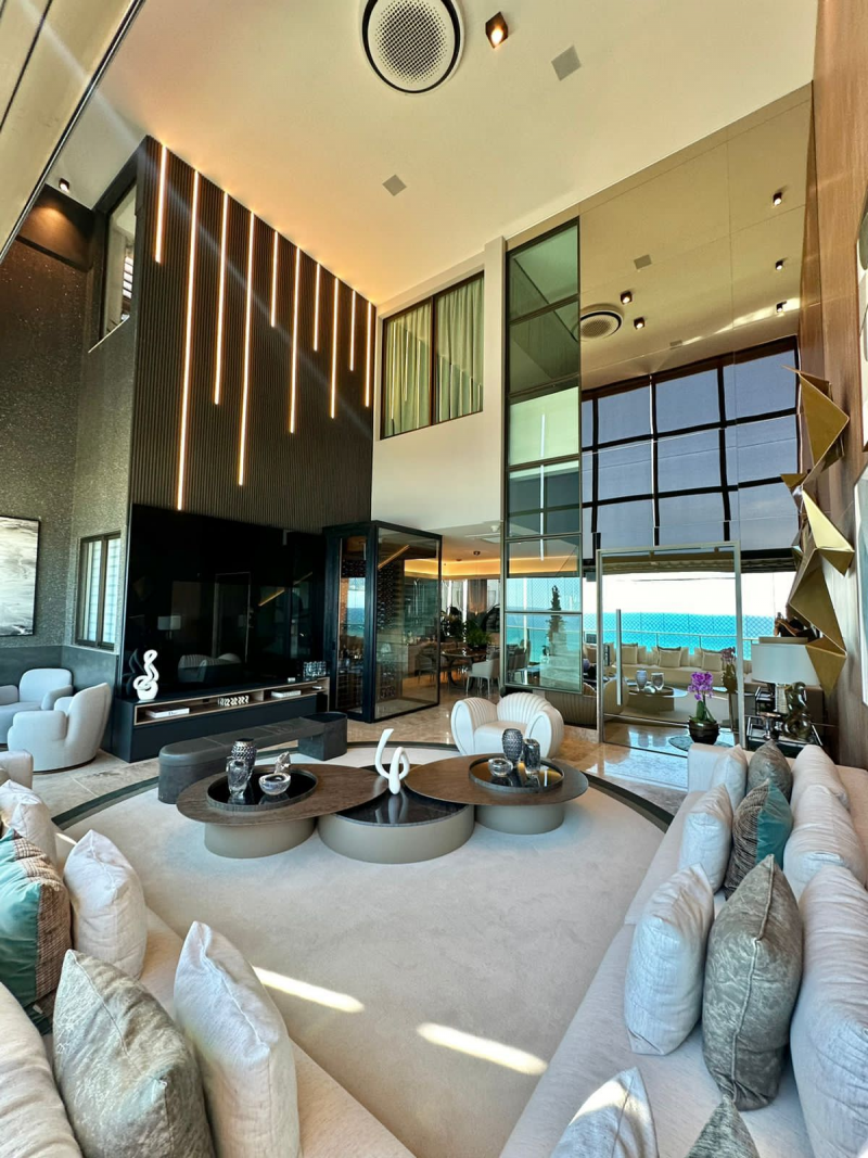 Apartamento de cobertura à Venda, 04 Quartos, 04 Suítes,  374m2, Vista Mar, Jaguaribe, Salvador-BA.