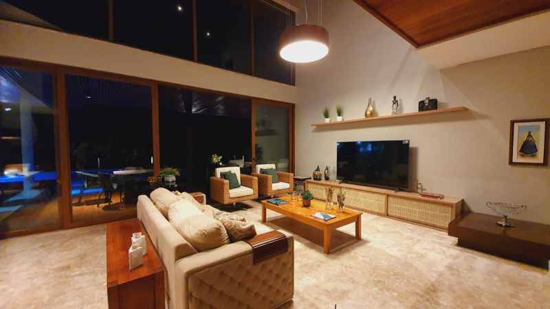 CASA À VENDA, 455m2, 06 QUARTOS COM 06 SUÍTES,   ALTO PADRÃO, PRAIA DO FORTE, BAHIA.