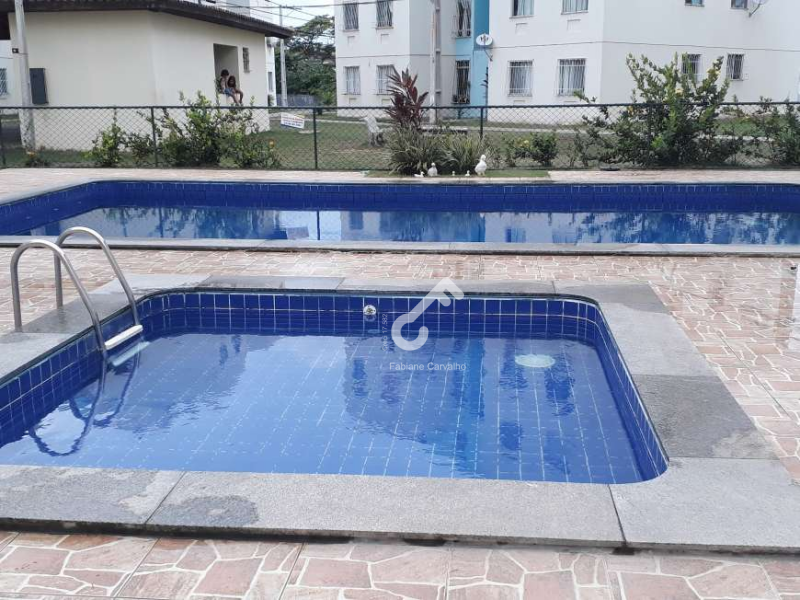 Life 3 SUSSUARANA, Salvador. Apartamento MOBILIADO de escadas, 3º andar de escadas em condomínio fechado com infraestrutura, são 2 quartos. R$1.600,00 taxas inclusas. Agende sua visita!