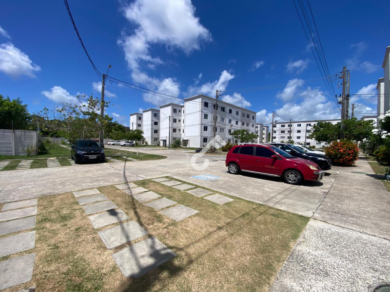 MORADA PREMIUM, Abrantes. Apartamento (2º andar - escadas), composto de 2 quartos, 40,53m². Condomínio fechado com portaria 24h (atrás do Outlet Premium). R$128.000,00 Agende sua visita.