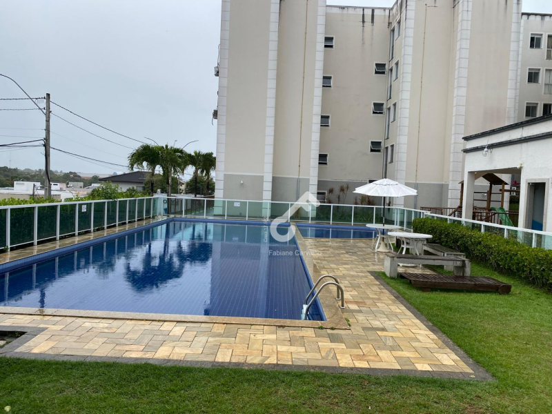 PARQUE SOLAR DAS PALMEIRAS, Abrantes. Apartamento (escadas) 2º andar composto de 2 quartos. Pronto para morar, área construída de 42m². R$175.000,00. Agende sua visita.