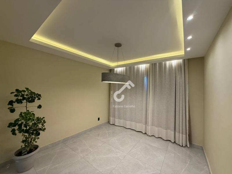 VILAS DO ATLÂNTICO, Lauro de Freitas. Sensacional duplex, 4 quartos sendo 1 suíte, ENERGIA SOLAR. R$1.480.000,00. Agende sua visita.