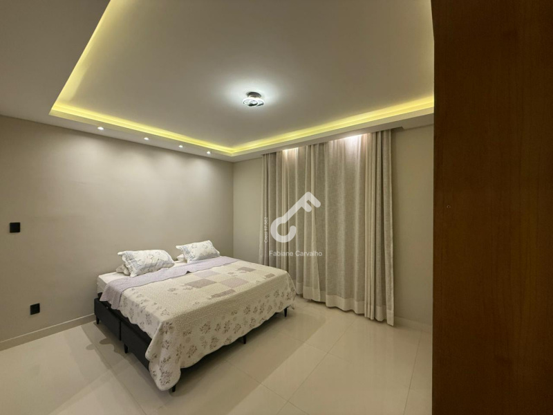 VILAS DO ATLÂNTICO, Lauro de Freitas. Sensacional duplex, 4 quartos sendo 1 suíte, ENERGIA SOLAR. R$1.480.000,00. Agende sua visita.