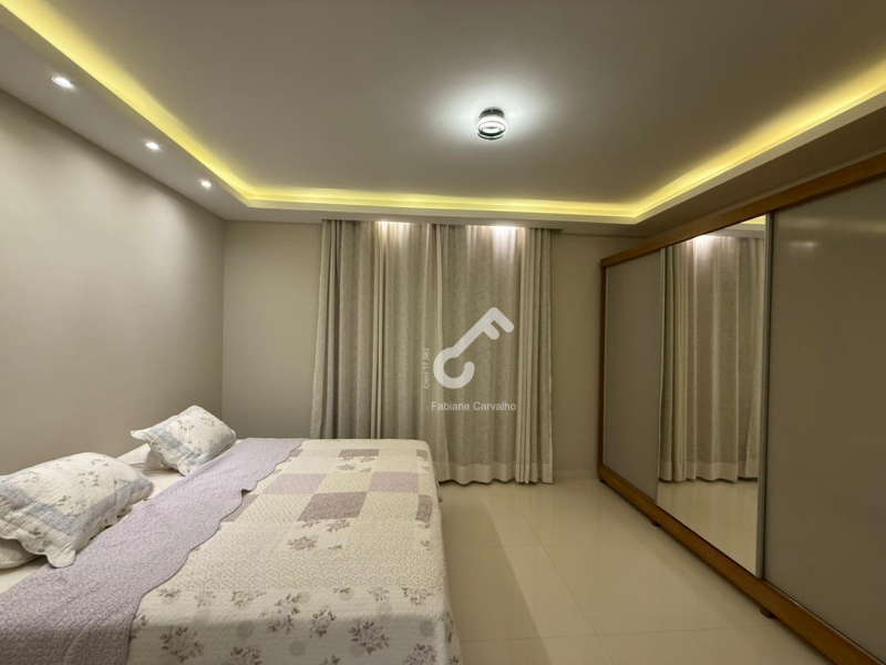 VILAS DO ATLÂNTICO, Lauro de Freitas. Sensacional duplex, 4 quartos sendo 1 suíte, ENERGIA SOLAR. R$1.480.000,00. Agende sua visita.