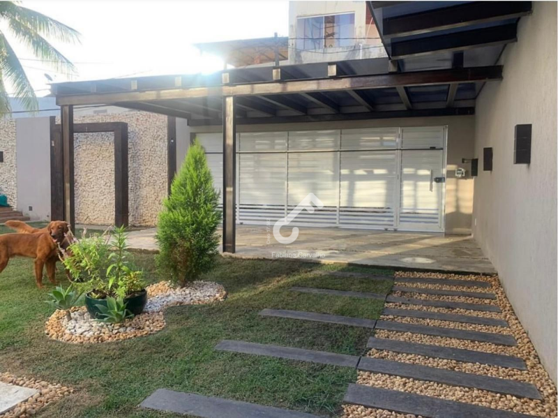 PIATÃ, Salvador. Maravilhoso duplex ALTO PADRÃO em alameda, 4 quartos sendo 2 suítes, ENERGIA SOLAR. São 400m² de área total. R$1.290.000,00. Agende sua visita.