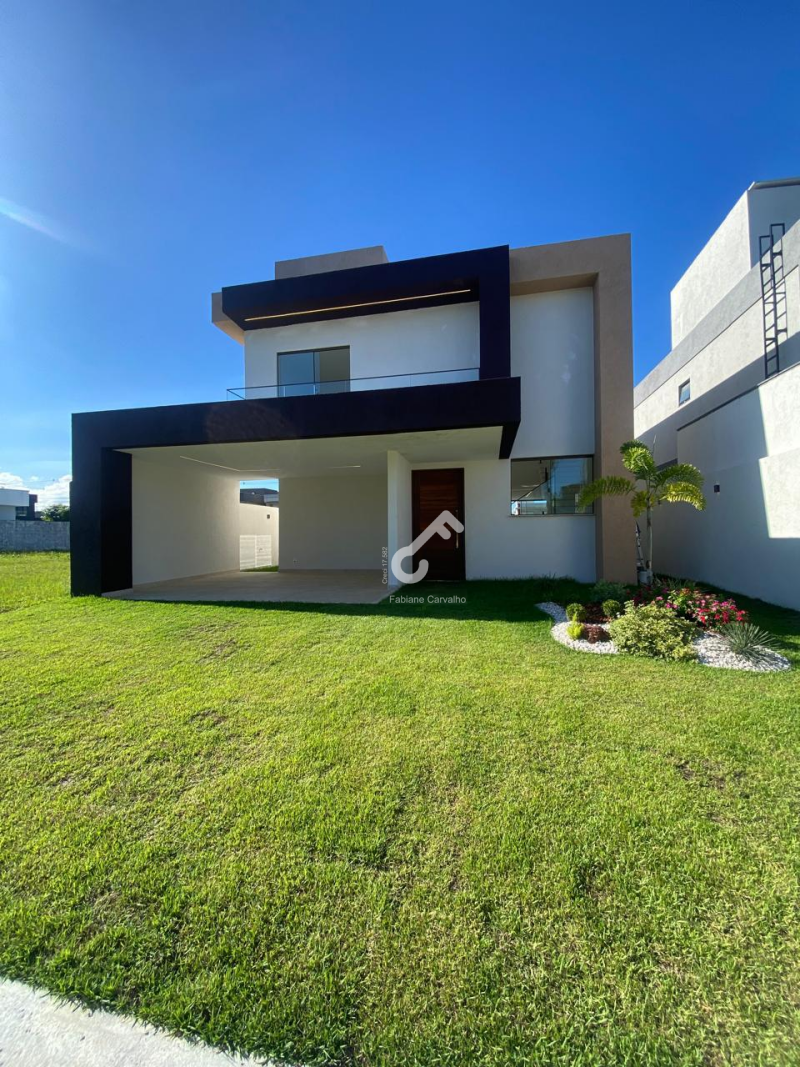 TERRAS ALPHAVILLE, Camaçari. Duplex novo ALTO PADRÃO, 4 quartos sendo 3 suítes. Condomínio com total infraestrutura. R$1.250.000,00. Agende sua visita.