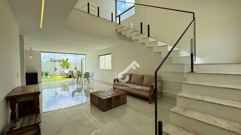 TERRAS ALPHAVILLE, Camaçari. Duplex novo ALTO PADRÃO, 4 quartos sendo 3 suítes. Condomínio com total infraestrutura. R$1.250.000,00. Agende sua visita.