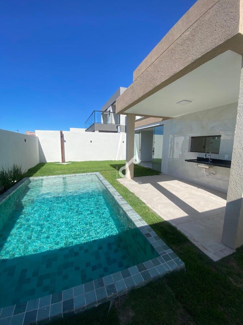 TERRAS ALPHAVILLE, Camaçari. Duplex novo ALTO PADRÃO, 4 quartos sendo 3 suítes. Condomínio com total infraestrutura. R$1.250.000,00. Agende sua visita.
