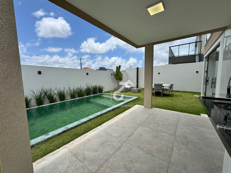 TERRAS ALPHAVILLE, Camaçari. Duplex novo ALTO PADRÃO, 4 quartos sendo 3 suítes. Condomínio com total infraestrutura. R$1.250.000,00. Agende sua visita.