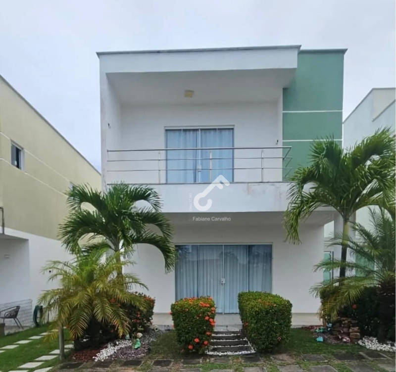 ESTRADA DO COCO, Abrantes. Duplex em condomínio fechado com infraestrutura, composto de 3 quartos sendo 1 suíte, piscina e ENERGIA SOLAR. R$780.000,00. Agende sua visita.