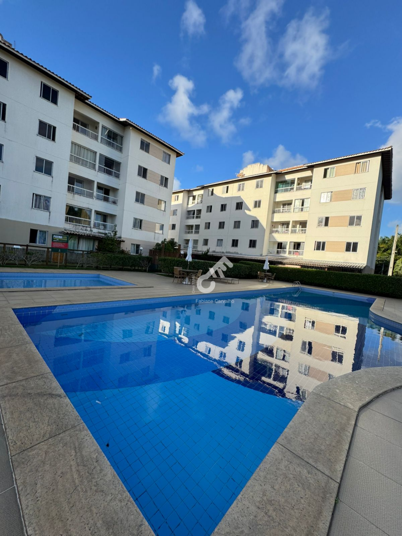 RESERVA PARQUE, Estrada do Coco. Apartamento térreo com GARDEN. 2 quartos sendo 1 suíte, 65m²,  condomínio fechado com infraestrutura. R$410.000,00. Agende sua visita.