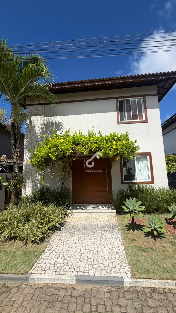 ESTRADA DO COCO, Abrantes. Duplex composto de 3 quartos sendo 1 suíte, dependência completa. Área construída de 104m², cond. fechado com infraestrutura. R$799.000,00. Agende sua visita.