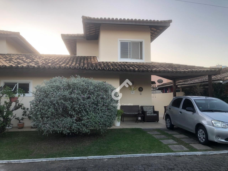 LUIZ TARQUÍNIO, Pitangueiras/L. de Freitas. Duplex com 3 suítes sendo 2 suítes superiores e 1 suíte térrea. Condomínio fechado com infraestrutura. 169,75m². R$810.000,00. Agende sua visita.
