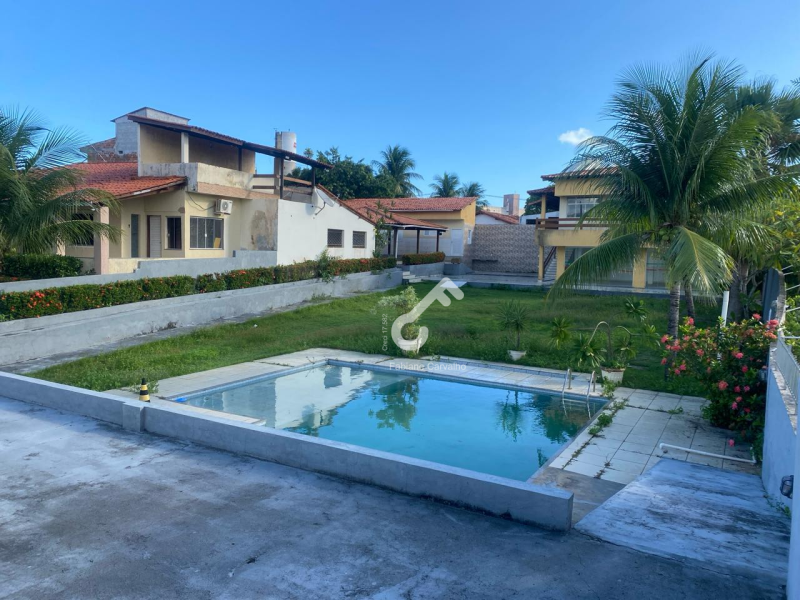 PITANGUERIAS, Lauro de Freitas. Terreno com 1.702m² total ou 922m² e 780m² com casa em cada um dos terrenos. R$2.200.000,00 ou R$1.200.000,00 e R$1.100.000,00. Agende sua visita.
