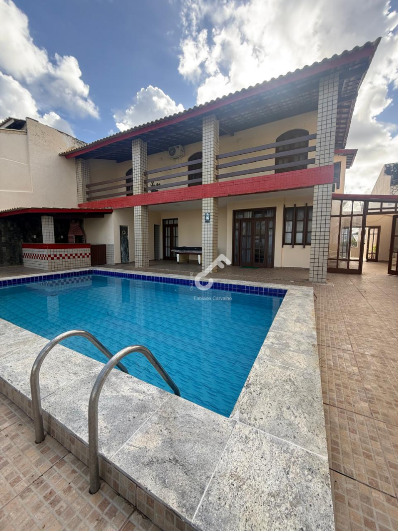 VILAS DO ATLÂNTICO, Lauro de Freitas. Duplex (Frente Mar), 4 quarto sendo 3 suítes. 450m². MOBILIADO. R$14.000,00 locação. Agende sua visita.
