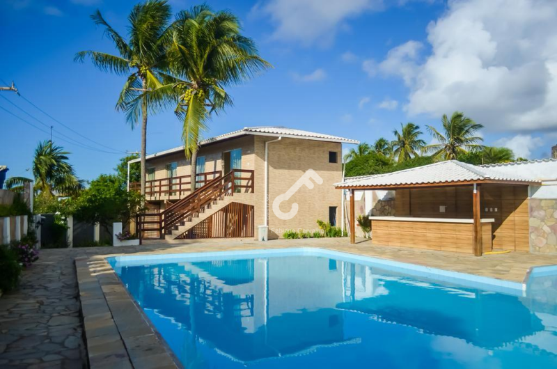 VILAS DO ATLÂNTICO, Lauro de Freitas. POUSADA, 14 suítes. 1.800m² de área total. Apenas 150m da praia. R$4.000.000,00. Agende sua visita.