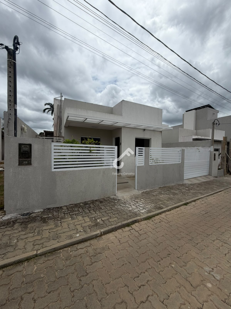 ESTRADA DO COCO, Abrantes. Casa (térrea) composta de 3 quartos sendo 1 suíte, condomínio com piscina e espaço gourmet. R$520.000,00. Agende sua visita.
