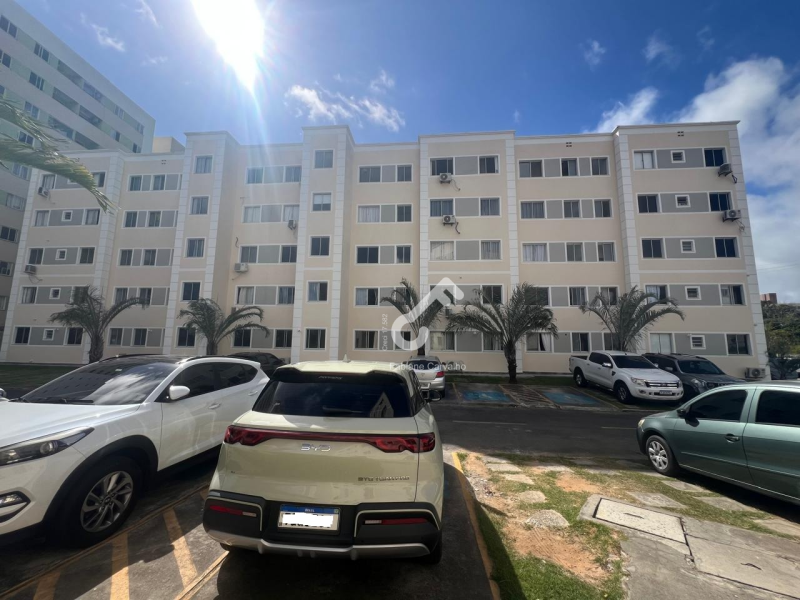 SOLAR DO ATLÂNTICO, Centro/Lauro de Freitas. Apartamento 1º andar (com elevador) composto de 2 quartos, 40m², condomínio fechado com infraestrutura. R$1.900,00 locação. Agende sua visita