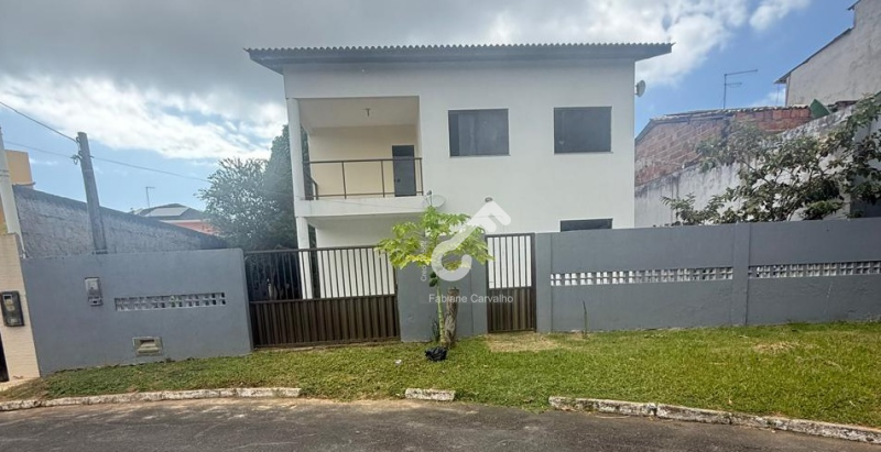 ESTRADA DO COCO, Abrantes. Duplex com 5 quartos, em condomínio fechado, (próximo a praia). Área construída de 200m². R$650.000,00 somente à vista. Agende sua visita.