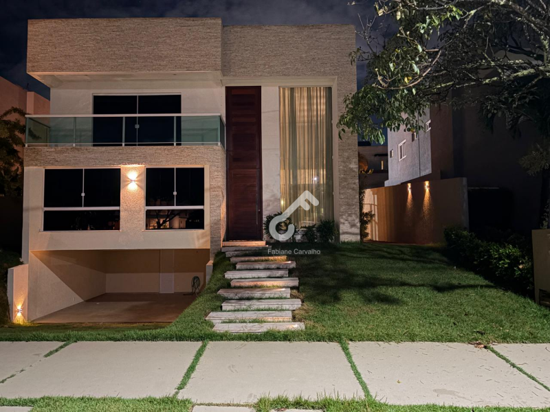 ALPHAVILLE 1, Litoral Norte. Duplex ALTO PADRÃO com 4 suítes sendo 1 suíte térrea. Área construída de 332m². R$15.000,00 locação SEMIMOBILIADO. Agende sua visita.
