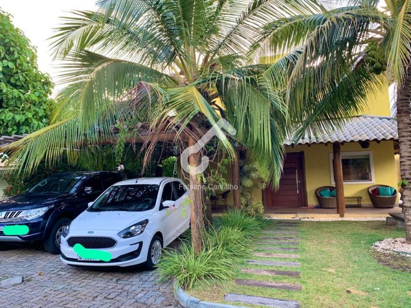 Luiz Tarquínio, LAURO DE FREITAS. Duplex ALTO PADRÃO em condomínio fechado, composto de 4 quartos sendo 2 suítes. Área total de 360m². R$990.000,00. Agende sua visita.