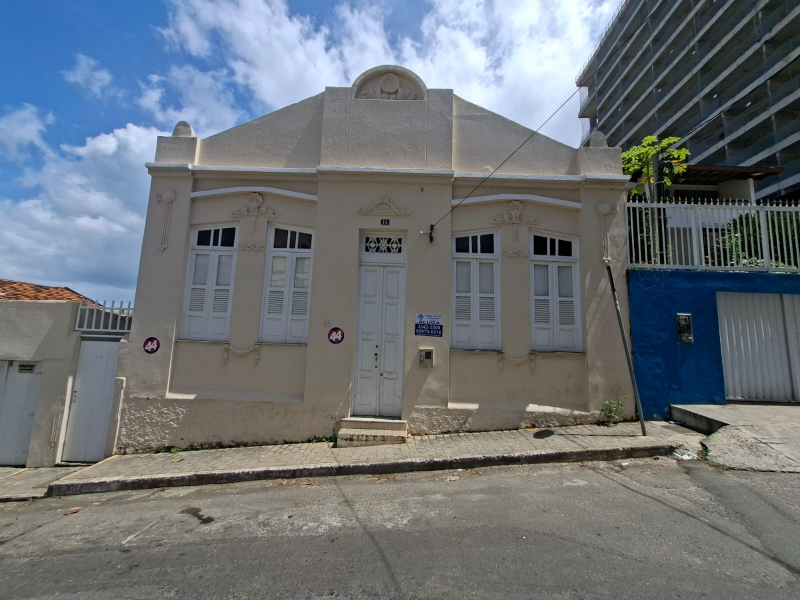 Casa 4/4 no Rio Vermelho