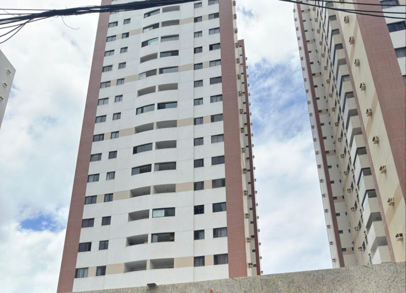 Apartamento de 02 quartos com suíte e gabinete no Jardim Armação