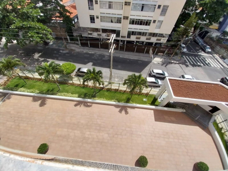 Excelente apartamento de 04 quartos com suíte na Pituba