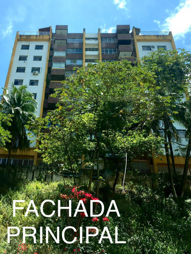 Excelente apartamento a venda de 03 quartos com suíte no Candeal