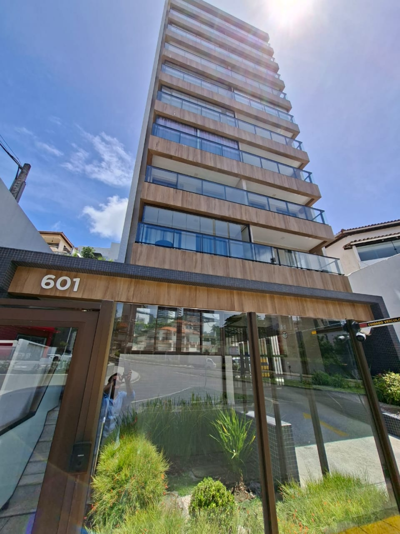 Apartamento de 01 quarto sala no Caminho das Árvores