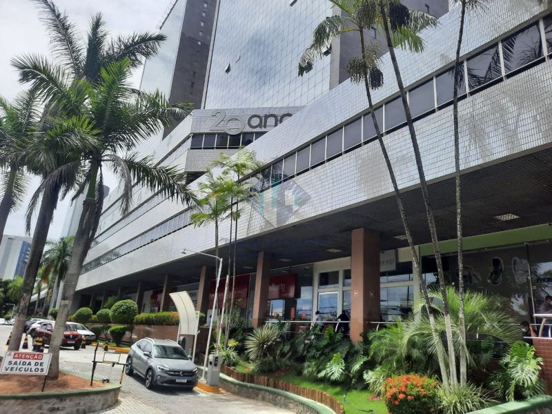 Sala Comercial na Avenida Tancredo Neves