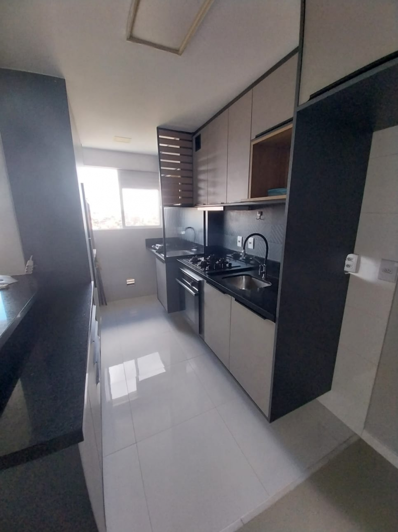 Apartamento 2/4 EDF. Purpura, Cond. Cores de Piatã