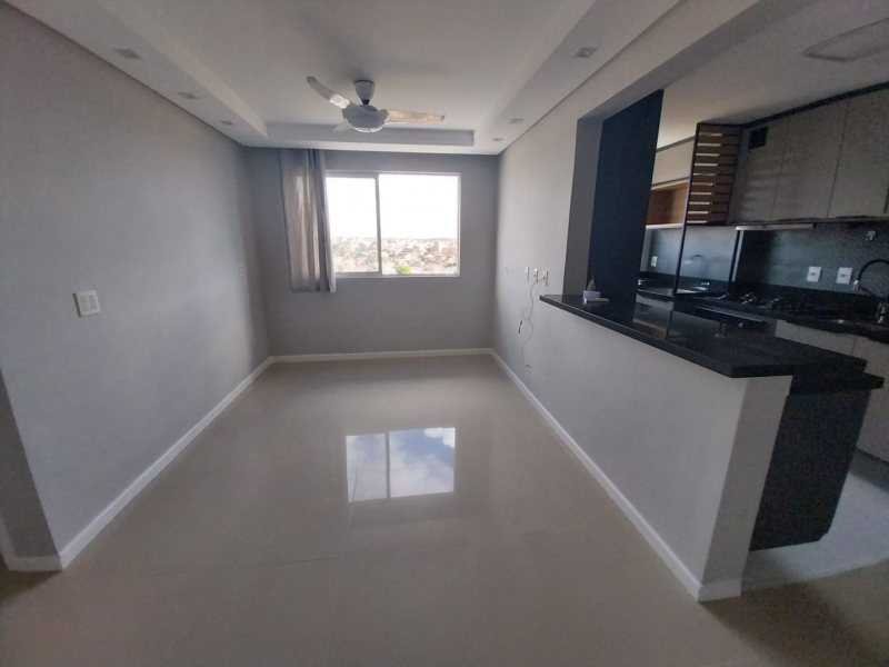 Apartamento 2/4 EDF. Purpura, Cond. Cores de Piatã